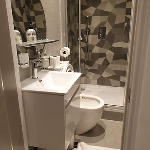 Private Bathroom King Room
